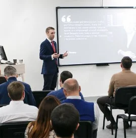 https://ilya-finance2.ru/wp-content/themes/mytheme/main/img